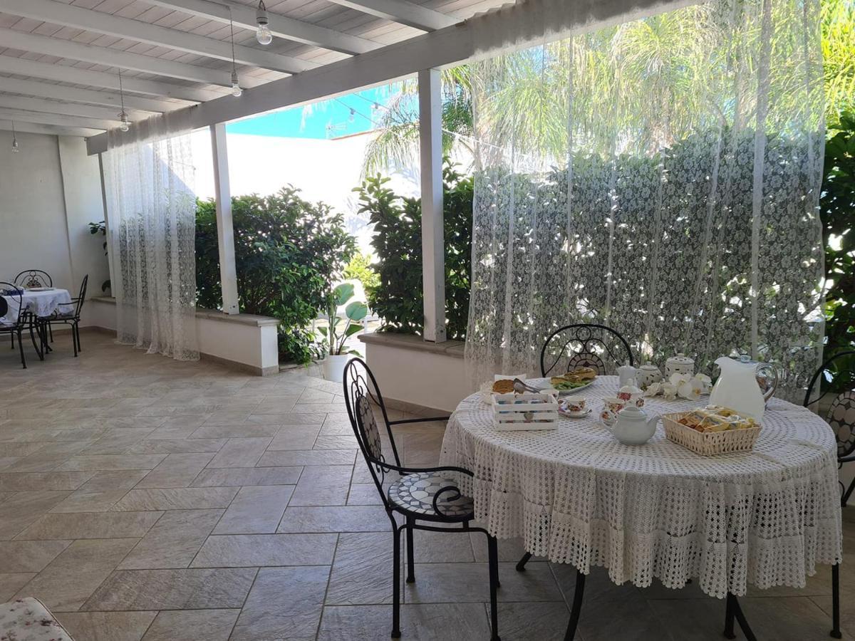 Casa Poesia Acomodação com café da manhã Torre San Giovanni Ugento Exterior foto